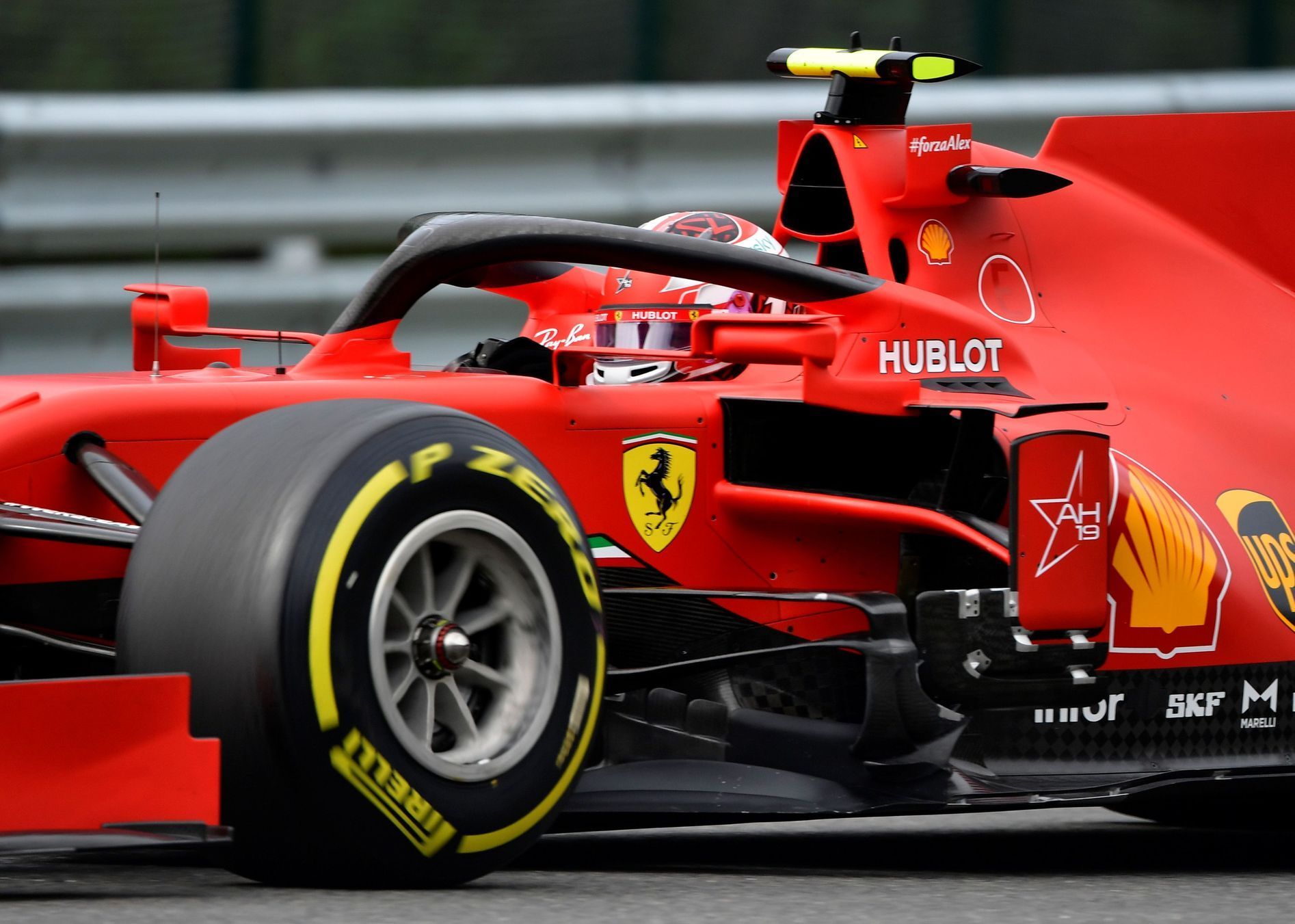 Pilot Ferrari Sebastian Vettel ve Velké ceně Belgie 2020