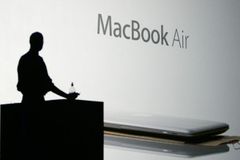 Přichází iPad 2. Jenže o to teď nejde. Jde o Jobse
