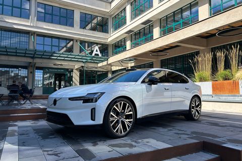 Volvo ES90