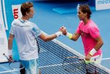 Přemožitel Rafaela Nadala ve čtvrtfinále Australian Open, poražený semifinalista tamtéž a neúspěšný finalista v Dauhá si za první měsíc roku 2015 vydělal 636 520 dolarů, což je podle včerejšího kurzu ČNB v přepočtu více než 15 milionu korun.