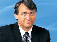 Bývalý hejtman a poslanec ODS Jiří Šulc je pod ochranou stejné imunity, jakou měl David Rath. Zatím.