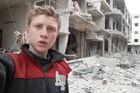 Kvůli válce jsme přišli o hodně. Mladý chlapec zachycuje válečnou realitu v Sýrii