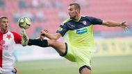 Tomáš Chorý v zápase 2. kola nadstavby Slavia - Plzeň