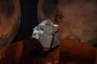 Vesmír na prodej. Jak si pořídit meteorit z Marsu nebo hodinky s měsíčním prachem