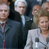 Fotogalerie: Zemřela &#8222;Železná lady&#8220; Margaret Thatcherová_Gorbačov_1989
