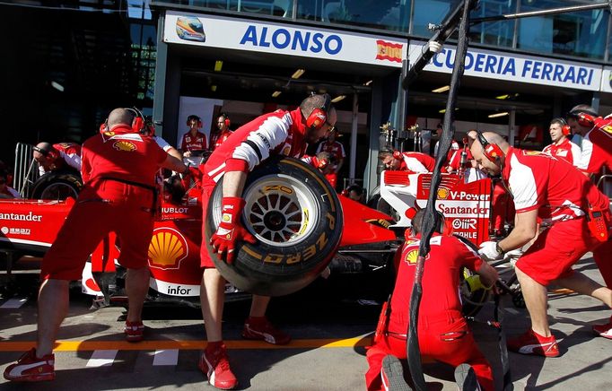 Formule 1: Ferrari, mechanici