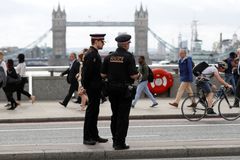 V Británii bylo za poslední rok zmařeno devět teroristických útoků, řekl šéf tajné služby