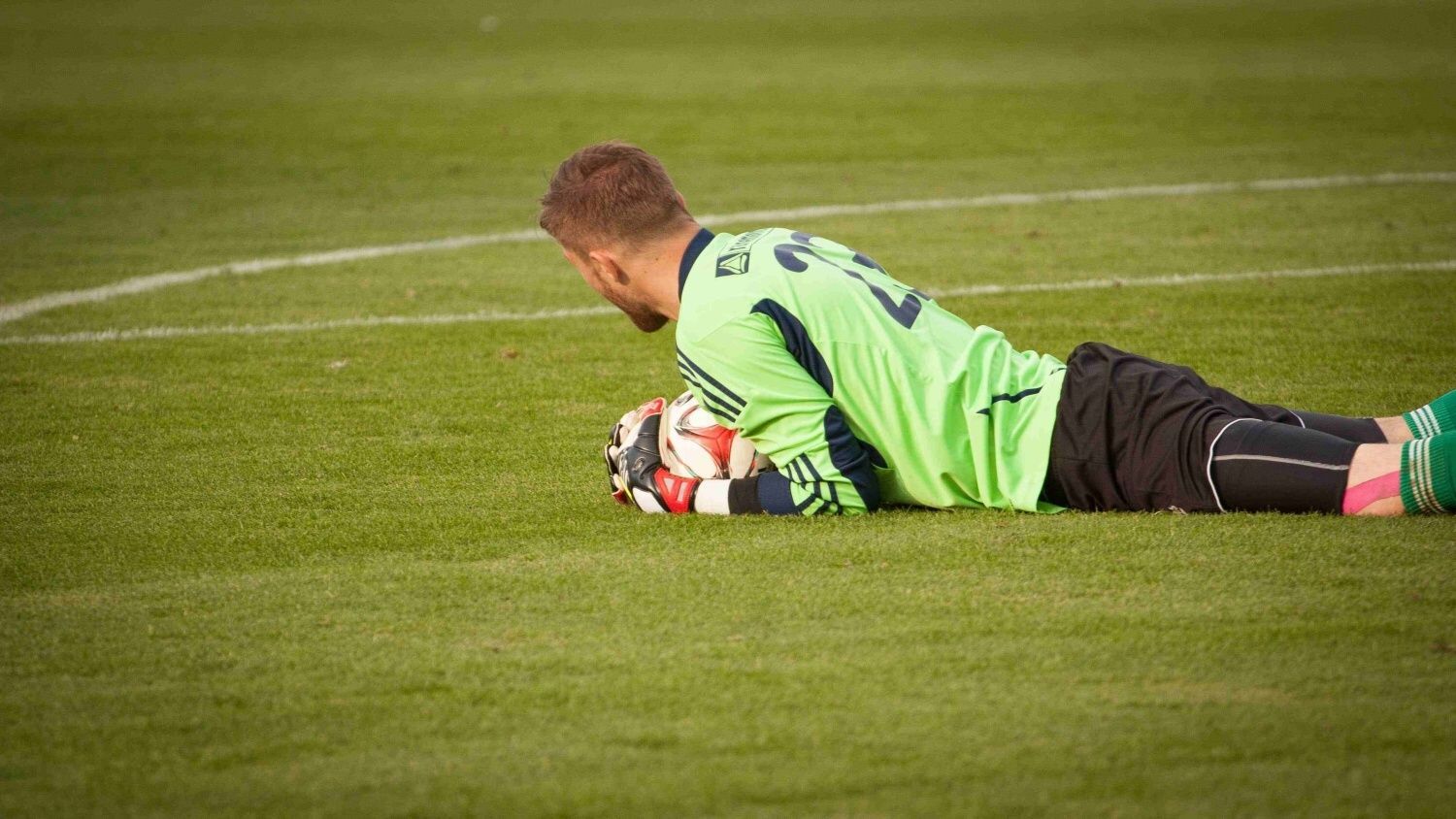 FNL, Olomouc-Žižkov - brankář Žižkova Tomáš Holý