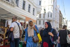 Vídeň, srdce Balkánu. Bosenští uprchlíci našli v Rakousku domov, teď je migrace potíž