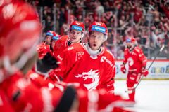 Oceláři udolali Plzeň v prodloužení, Sparta veze body z Litvínova