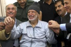 Tělo Arafata bylo exhumováno, experti odebrali vzorky