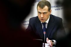 Dmitrij Medveděv se ujal funkce ruského prezidenta