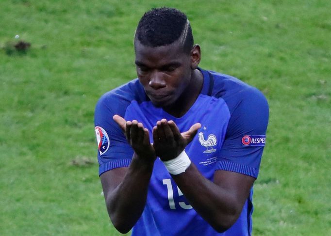 Euro 2016, Francie-Island: Paul Pogba slaví gól na 2:0