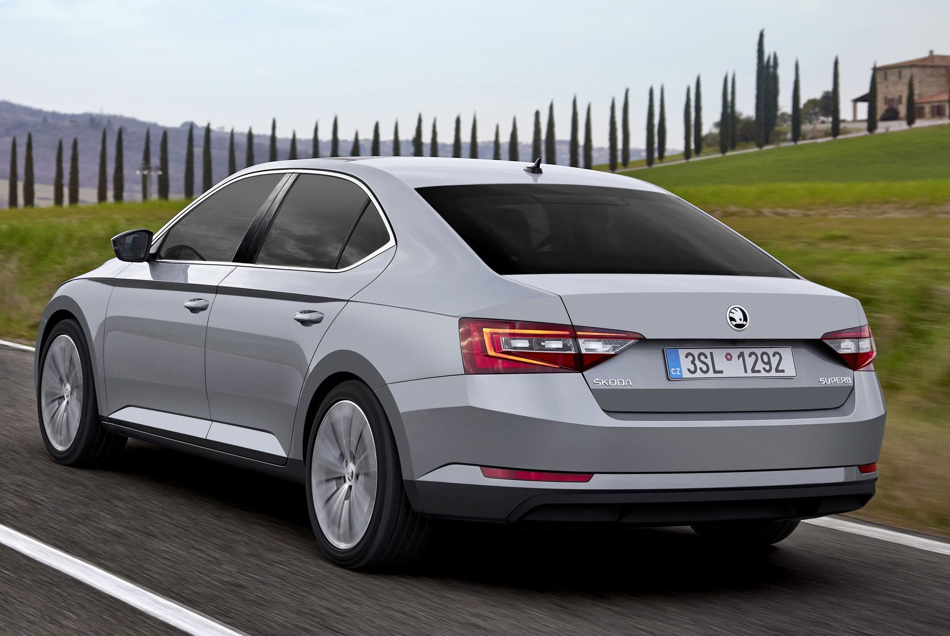Škoda Suberb záď