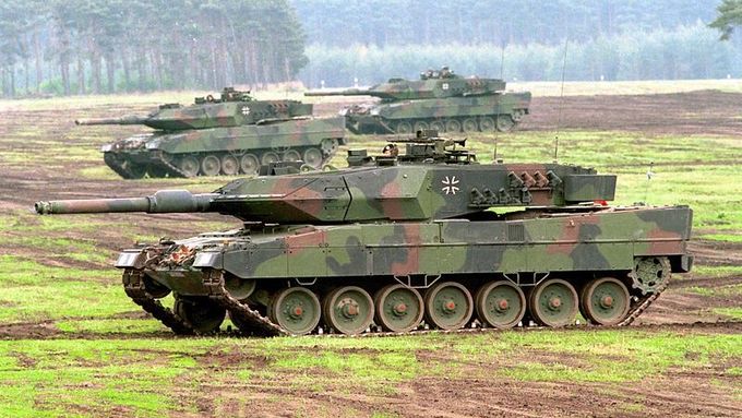 Německé tanky Leopard.