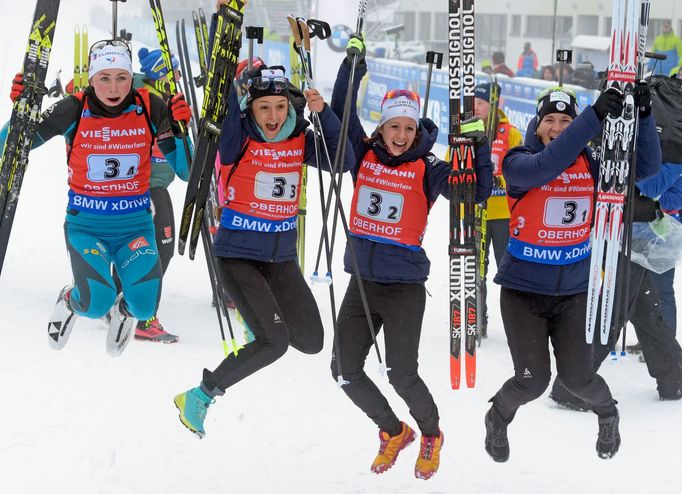 Francie, biatlon, Anais Bescondová, Célia Aymonierová, Anais Chevalierová, Justine Braisazová