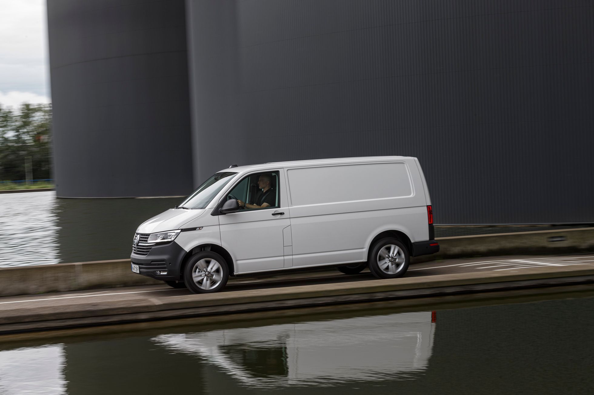 Volkswagen Transporter 6.1
