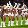 Roztleskávačky (cheerleaders) v americkém fotbale (Miami Dolphins)