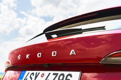 Šéfstratég koncernu VW: Škoda ještě zlidoví, Seat zdraží. Bude ze škodovky Dacia?