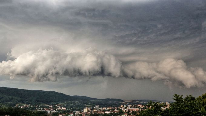 Bouřková oblačnost nad Blanskem, 7. července 2017.