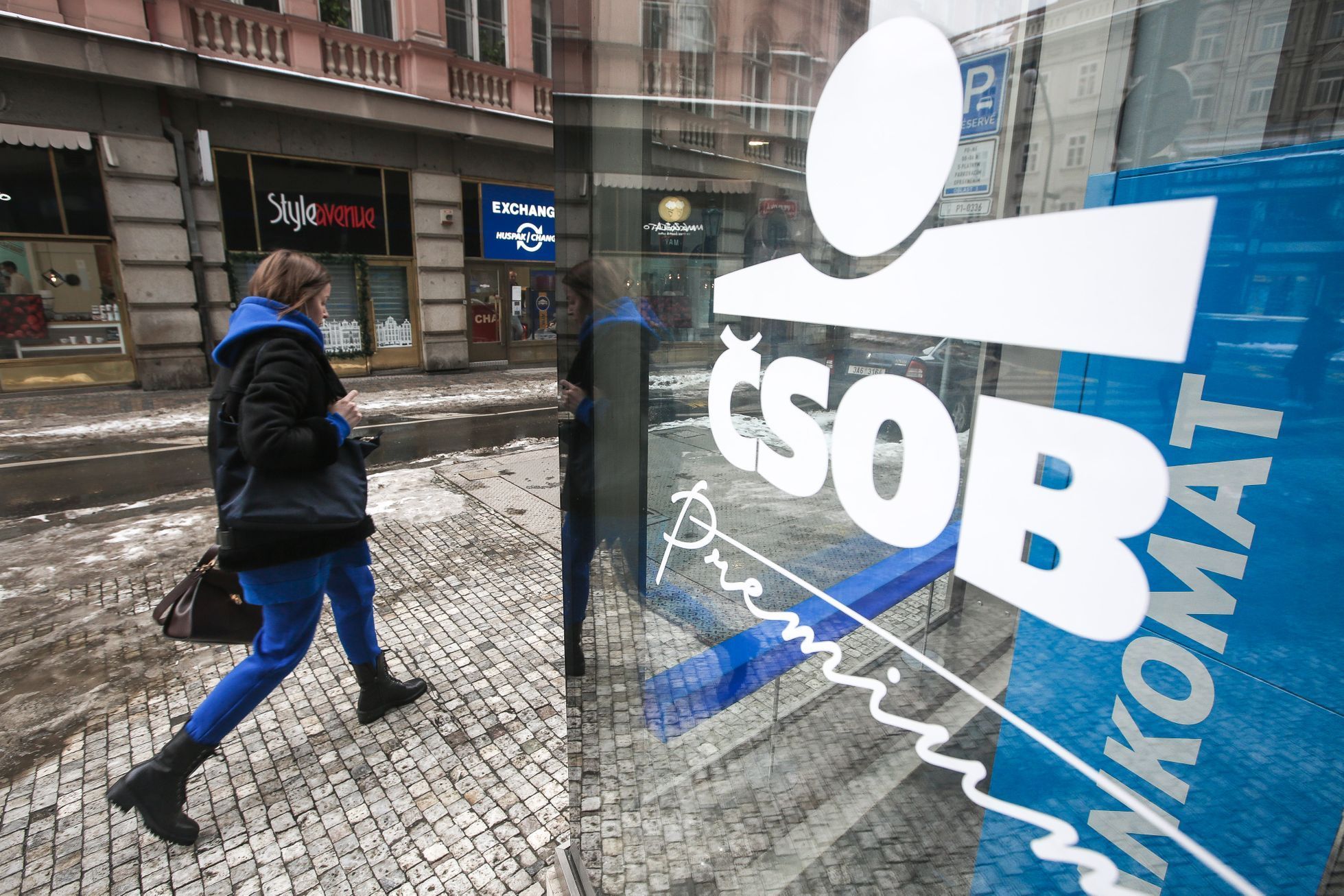 Ilustrační foto - ČSOB - Československá obchodní banka, pojišťovna, banka, bankomat, spořitelna