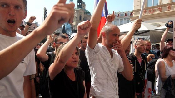 Foto: Pražský protest proti imigrantům podpořil i Kotleba