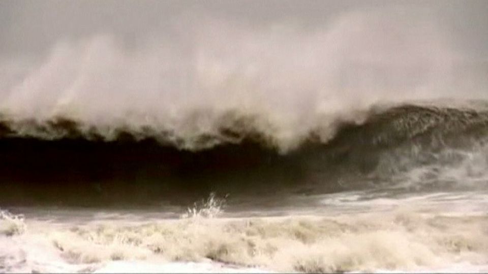 Hurikán Sandy se řítí na pobřeží USA