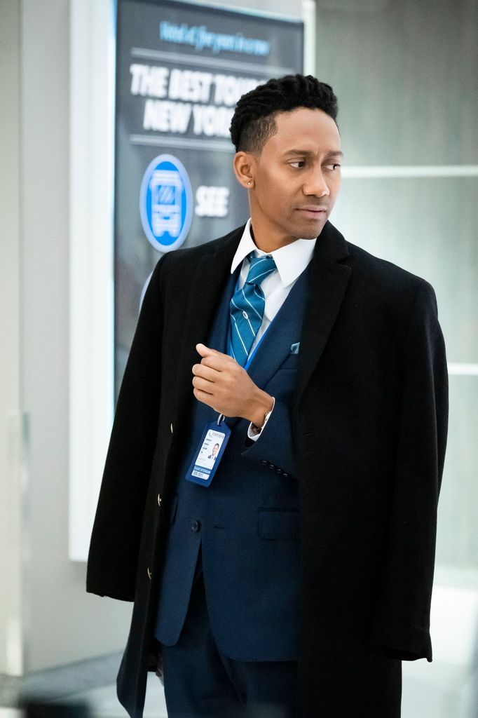 Griffin Matthews jako Shane.