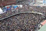 Stockholmský "Václavák", tedy náměstí Sergels Torg, zaplnily desítky tisíc fanoušků