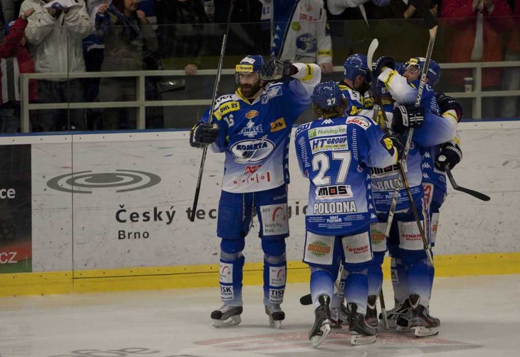 Kometa - Pardubice - čtvrtý zápas finále play-off extraligy v Brně