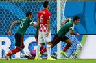 Mexiko poslalo Chorvaty domů, Neymar opět spasil Brazílii