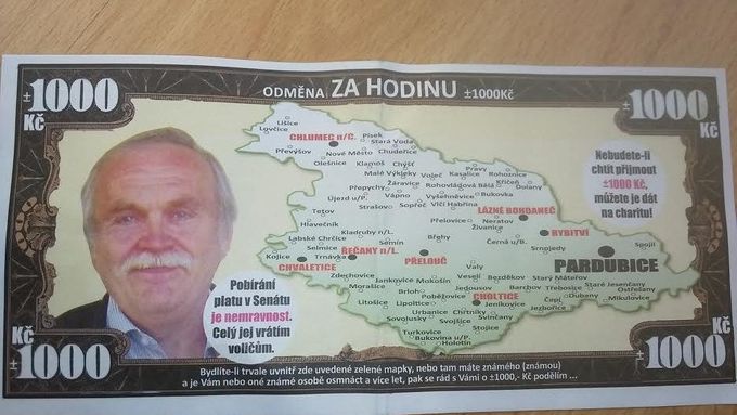 Tisíc korun za hlas nabízí senátní kandidát Emanuel Žďárský.