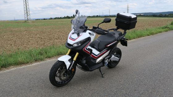 Honda X-ADV: Prohlédněte si ji v detailech