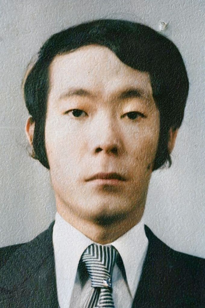 Issei Sagawa, japonský student zatčený za vraždu nizozemské studentky Rene Hartevelt, Paříž 1981. Kolorováno