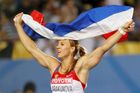 Abakumovová vrátí stříbro z Pekingu. Zpětné testy odhalily doping u deseti ruských medailistů