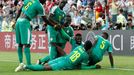 Senegalci slaví svůj druhý gól v zápase Polsko - Senegal na MS 2018