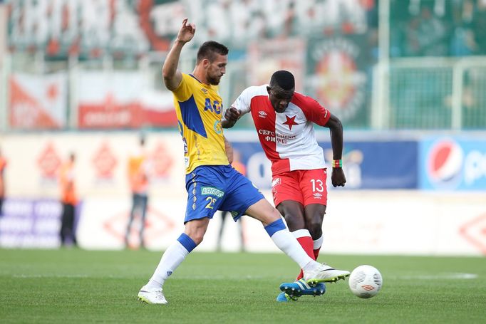 Liga, Teplice-Slavia: David Vaněček - Mick van Buren