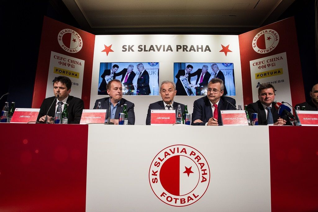 Představení dresů Slavia Praha