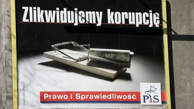 Hlavní heslo Kaczyńského strany - Zlikvidujeme korupci