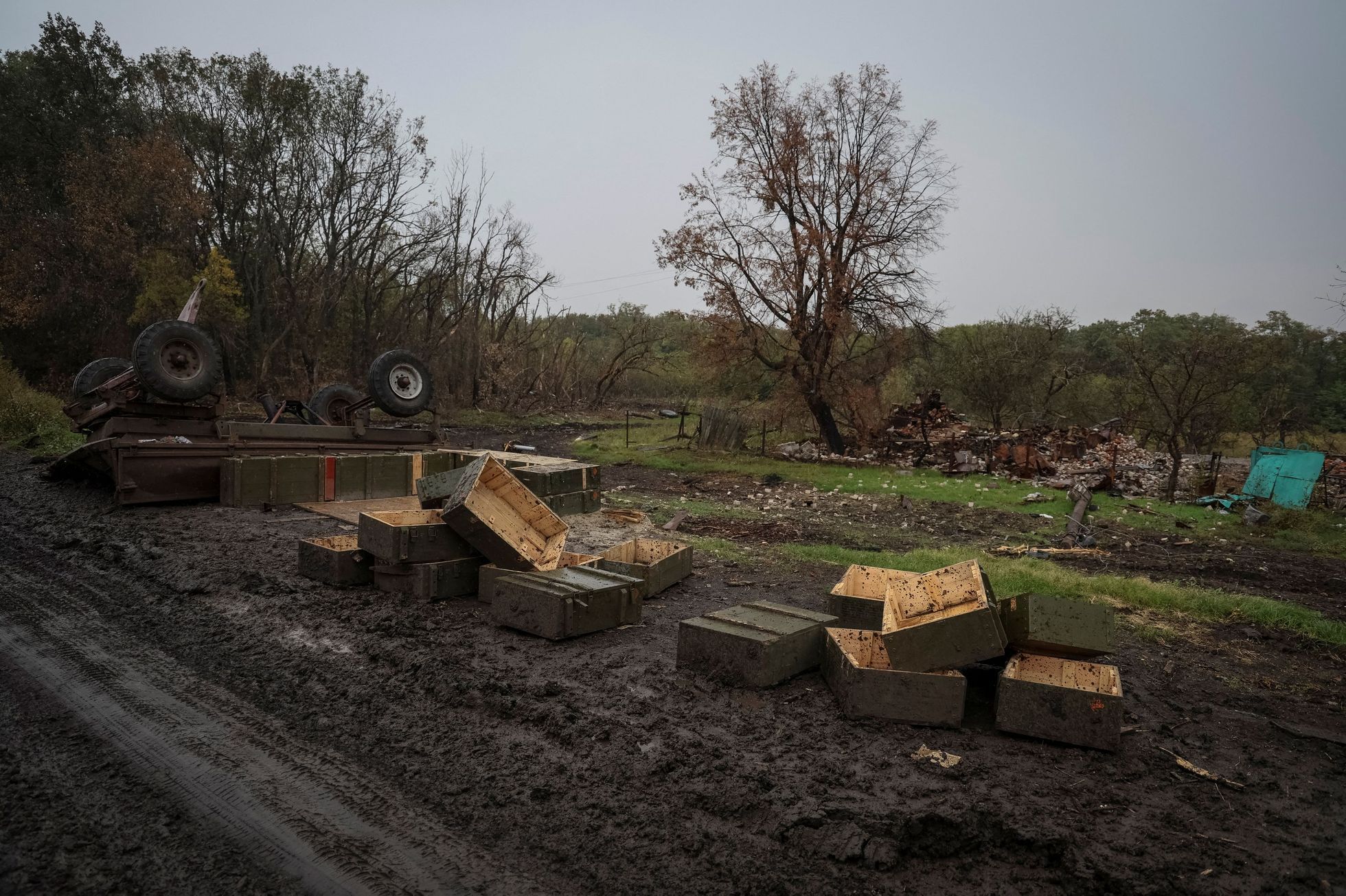 válka na Ukrajině rusko ruští vojáci zbraně ústup
