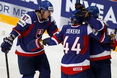 Slováci bojují o čtvrtfinále, Bělorusy smetli 5:1