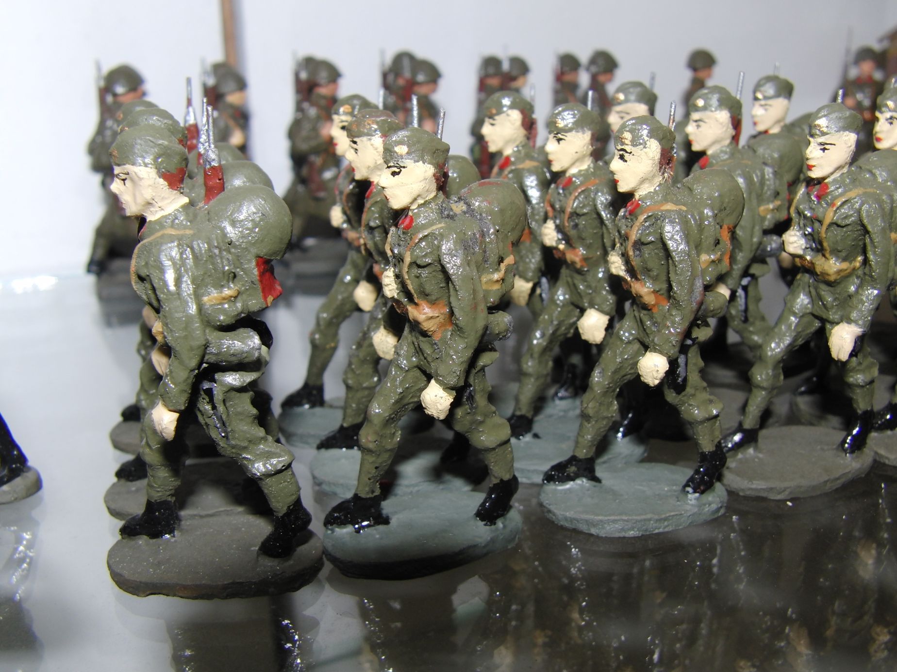 Vojáčci a modely vojenské techniky Lubora Šušlíka