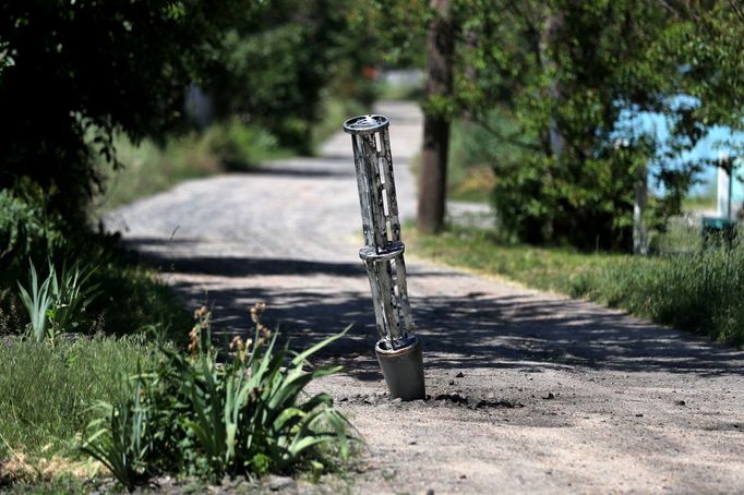 Kazetová munice uprostřed silnice