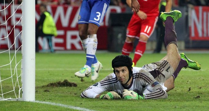 Petr Čech v Superpoháru Bayern - Chelsea