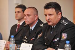 Policie vyhodila obviněného plukovníka z kauzy Vidkun. Druhý stíhaný důstojník nesmí do práce
