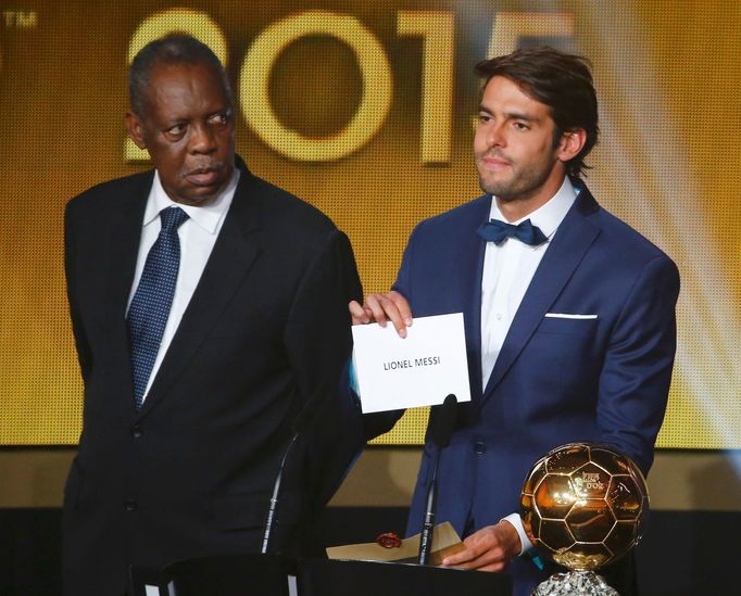 Zlatý míč FIFA 2015 - Kaká.