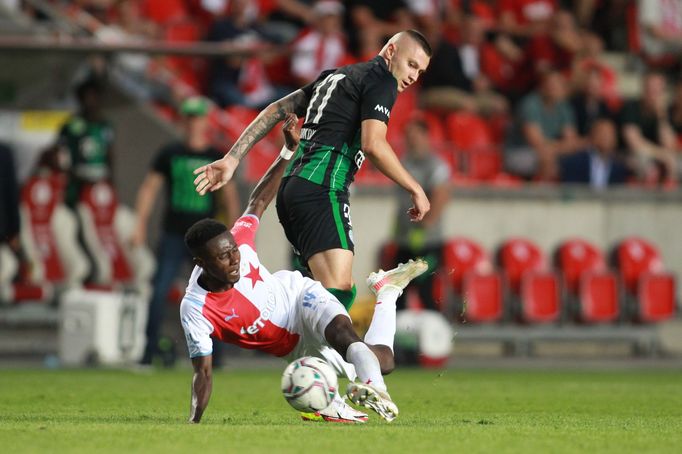 Oscar Dorley a Olexandr Zubkov v odvetě 3. předkola LM Slavia - Ferencváros