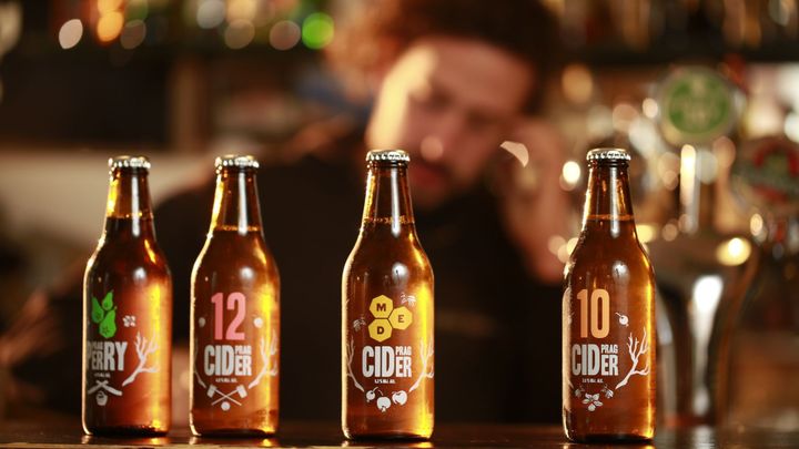 Kofola zkusí fermentaci. Vrhá se na trh řemeslných ciderů, koupila firmu F. H. Prager
