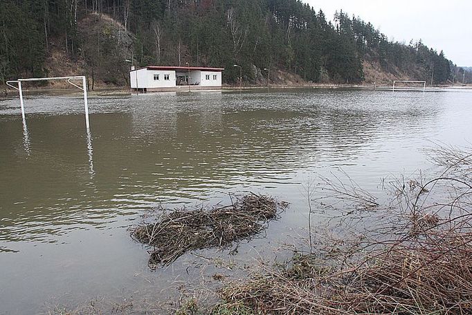 Bransouze, fotbalové hřiště pod Jihlavou