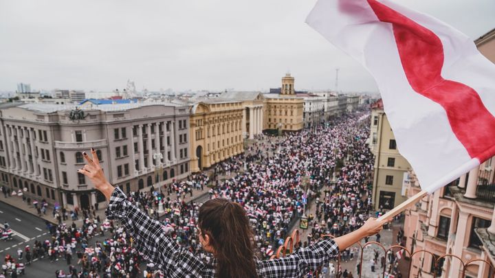 Lukašenko se nevzdá. Pro mnohé Bělorusy je ideální vůdce, říká fotograf demonstrací